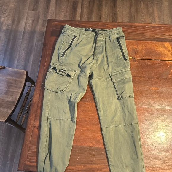 Men’s hollister green jogger pants size Small - Picture 1 of 1